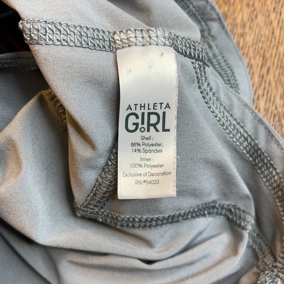 Athleta Girl Lined Shorts with Side and Back Waistband Pockets Size XS - Picture 8 of 9